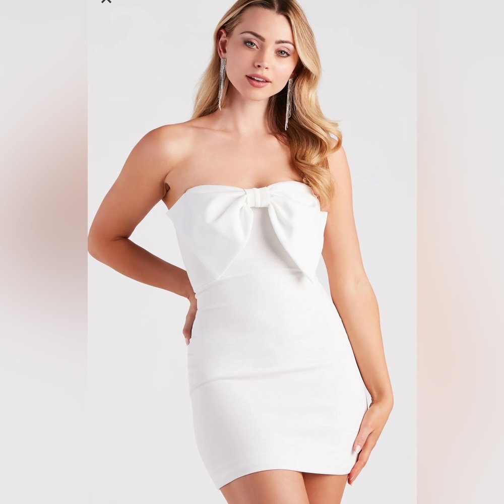 Windsor You’re a Gift Bow Crepe Mini Dress